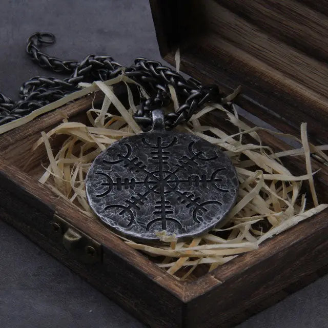 Antique Vegvisir Necklace - Viking Heritage Store